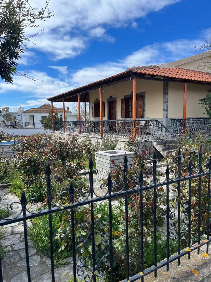 Valsamo Luxury Cottage Chaidefto Bagian luar foto