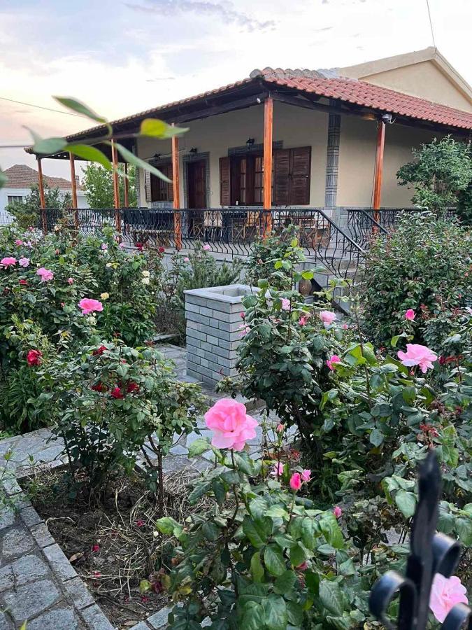 Valsamo Luxury Cottage Chaidefto Bagian luar foto
